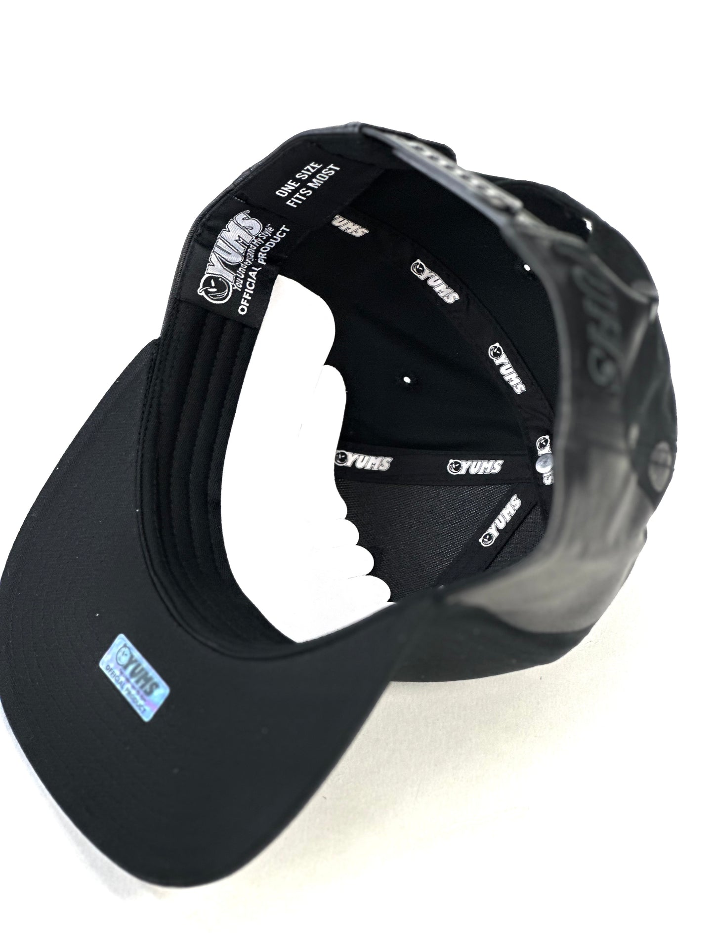 Gorra Yums Black