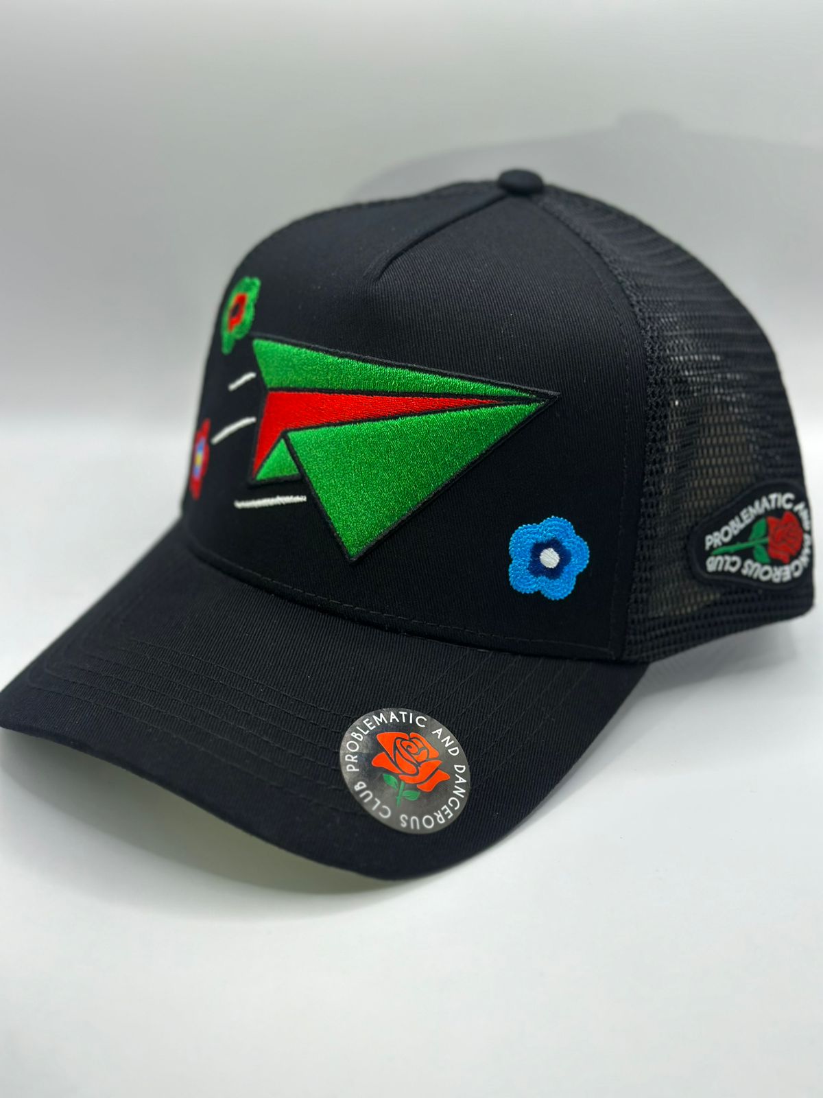 Gorra problematic and dangerous pilotito black