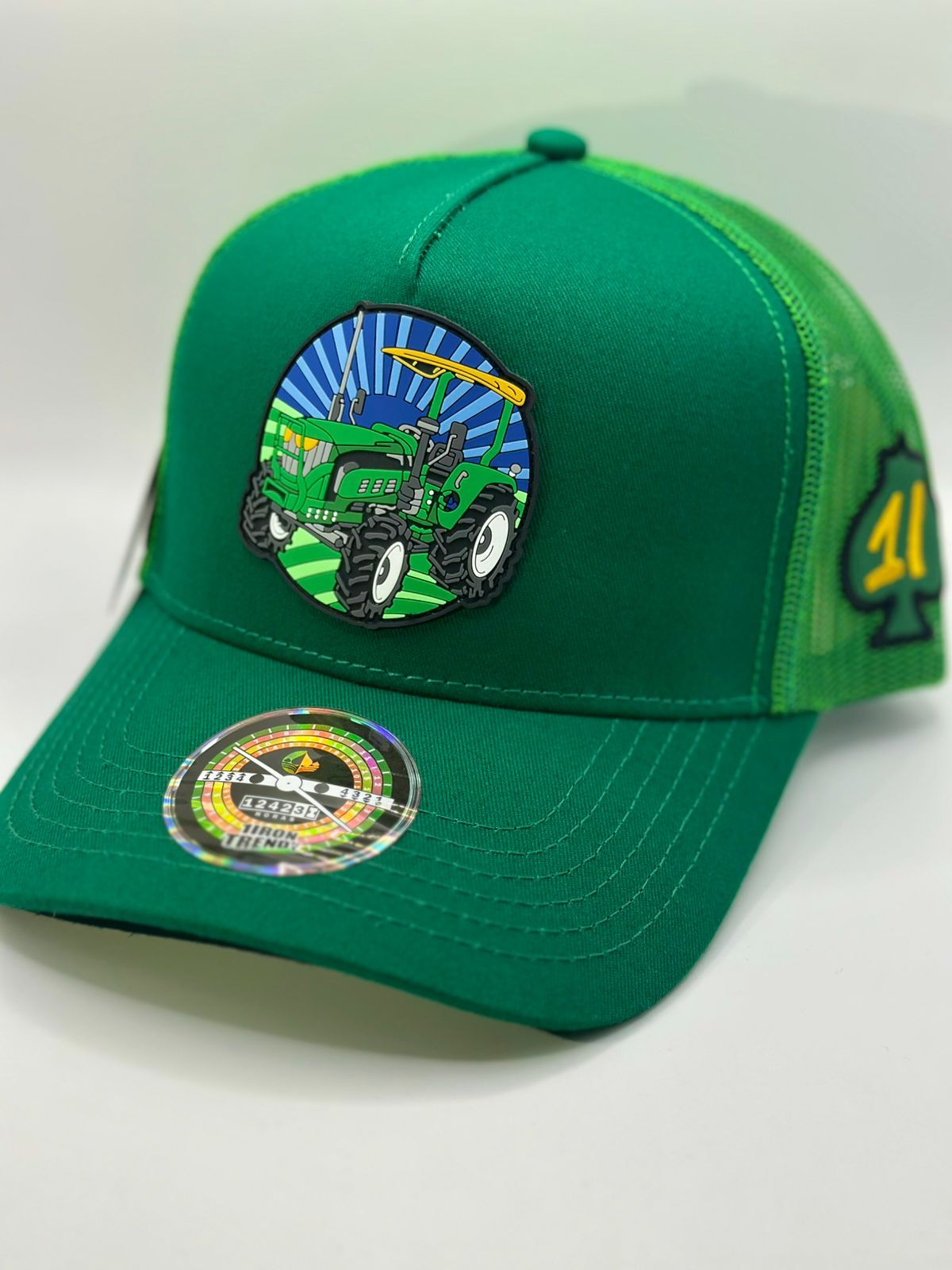 Iron trendy agricultor verde