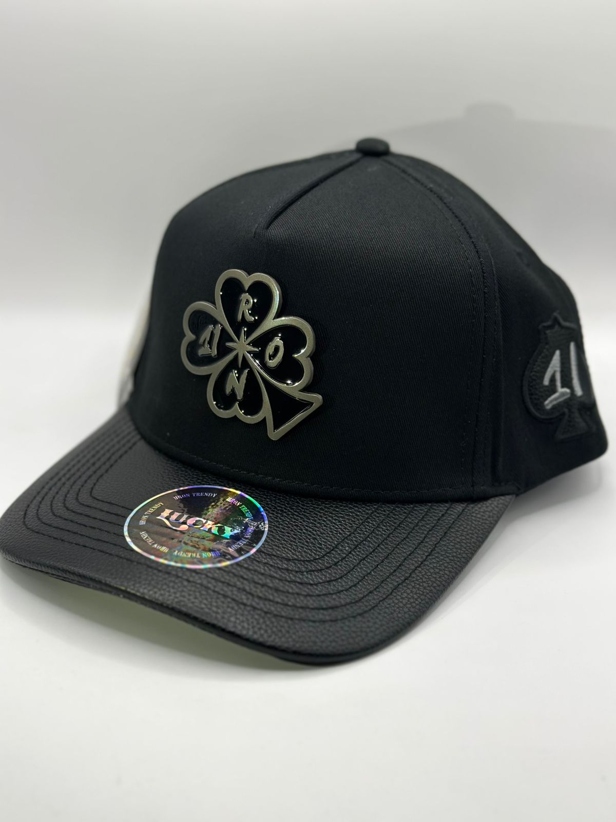 Iron trendy LUCKY STEEL BLACK