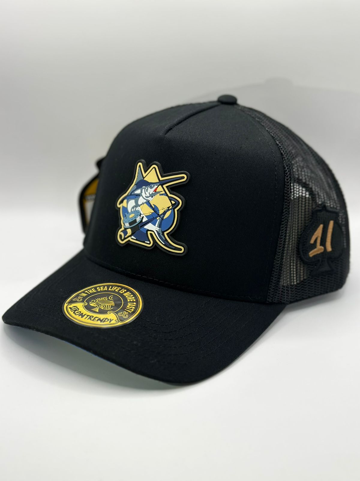 Iron trendy FISHING BLACK MALLA OUTLET