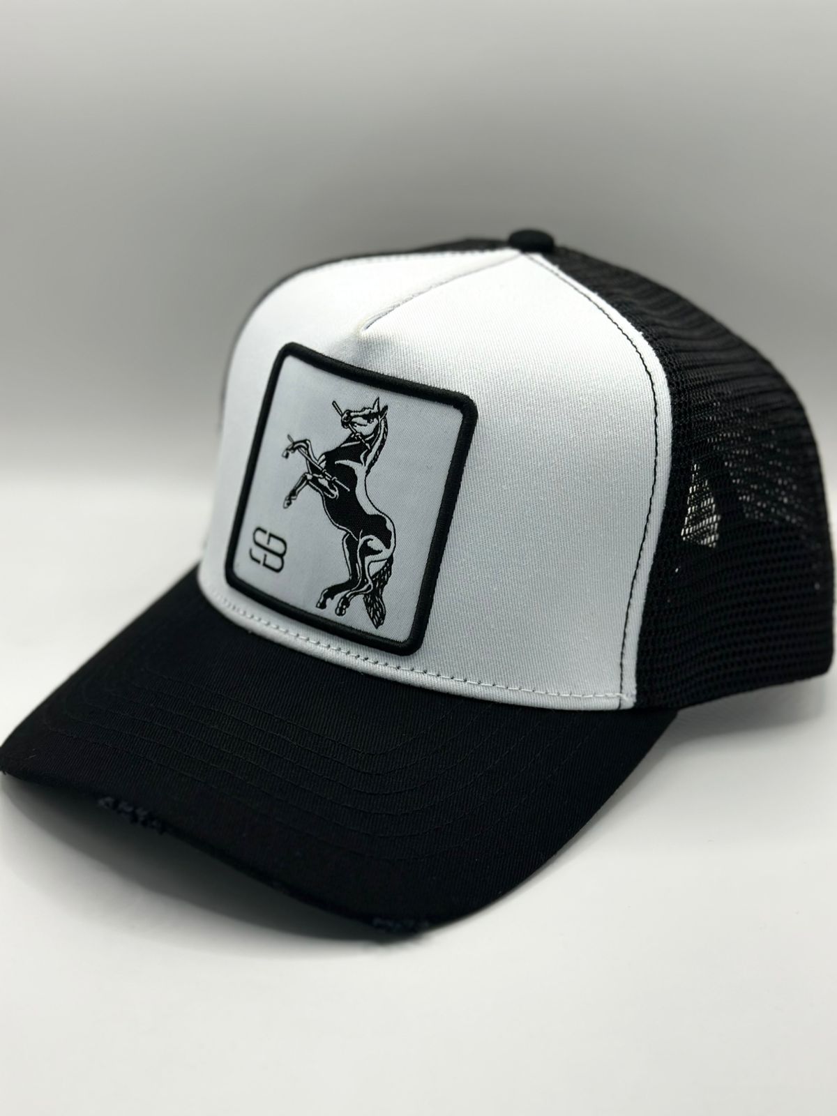 Sombrero blanco frison arrendado