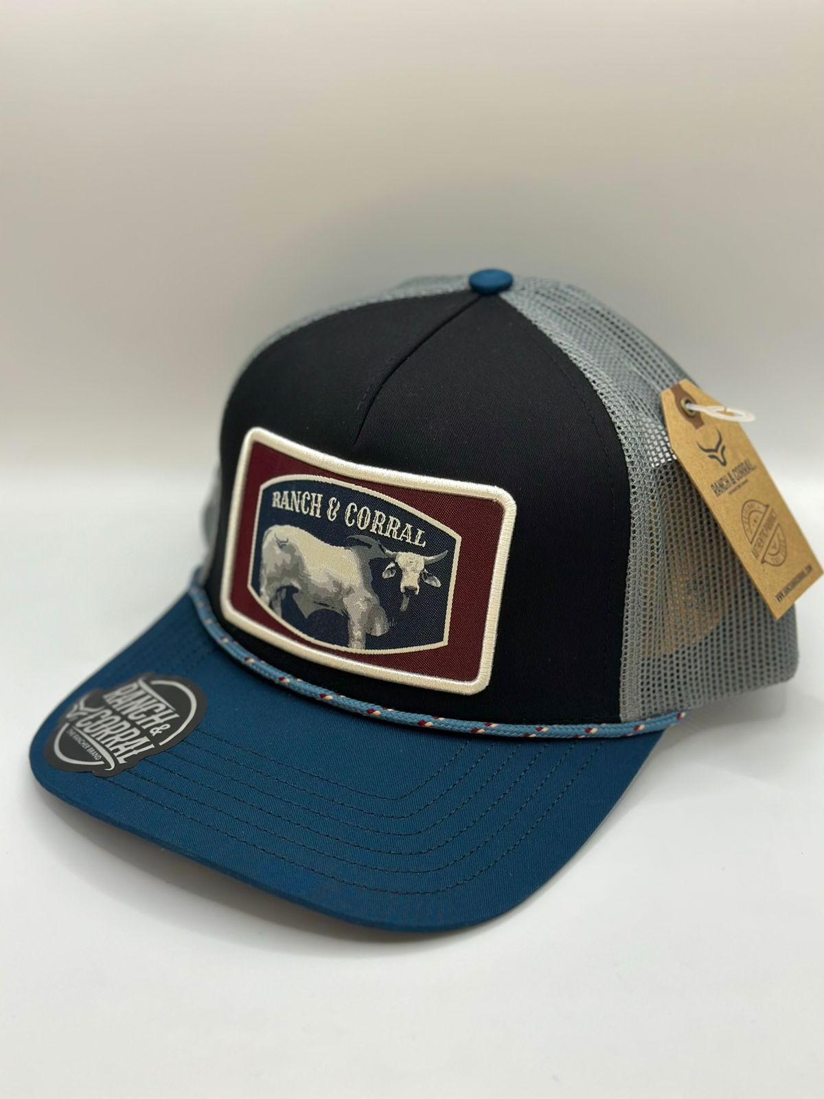 Gorra Ranch & Corral Ganadera Brahaman