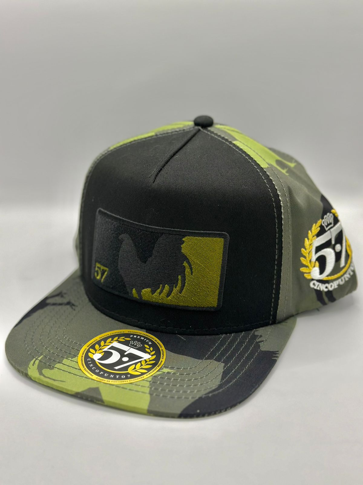 Gorra 5.7 gallo fino camu