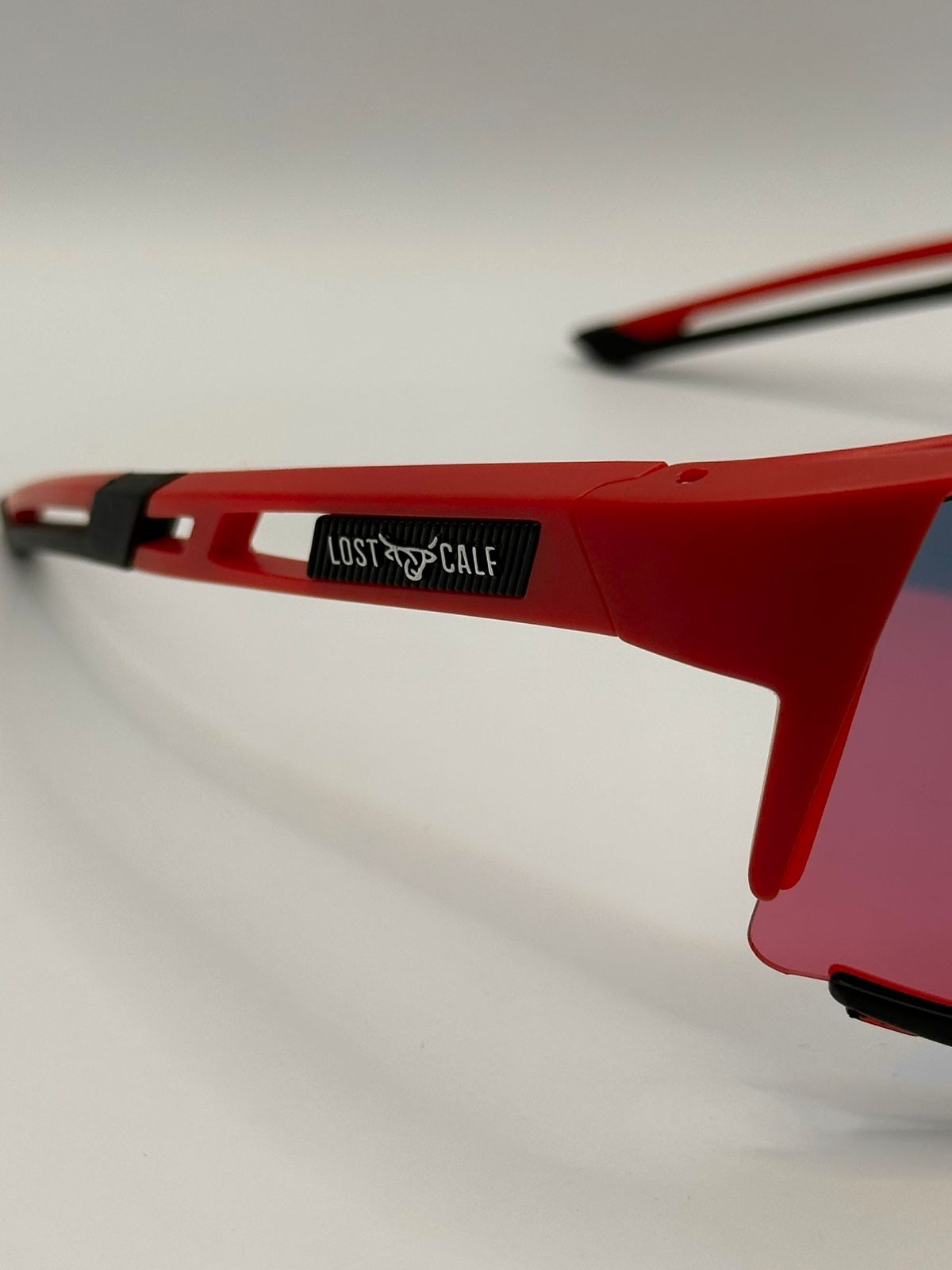 Lentes Lost Calf Raptors rojos