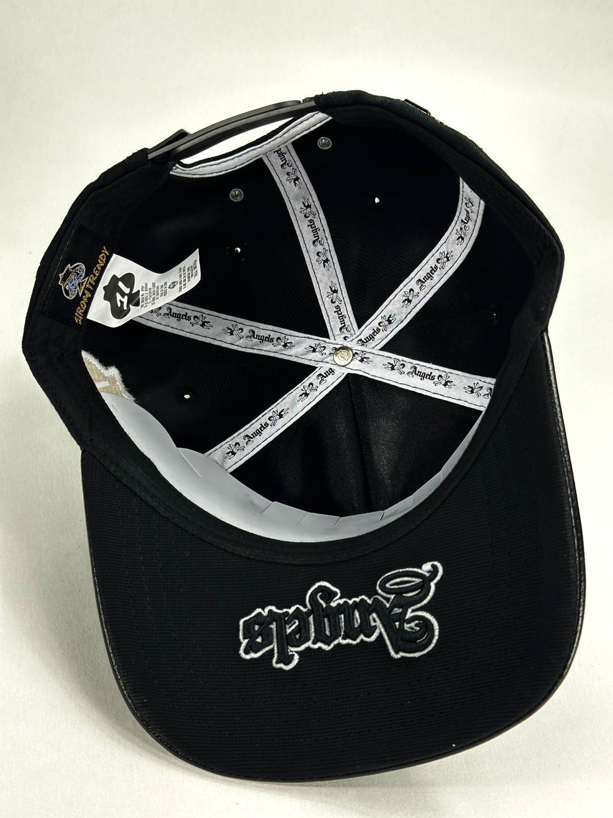 Iron trendy angel black