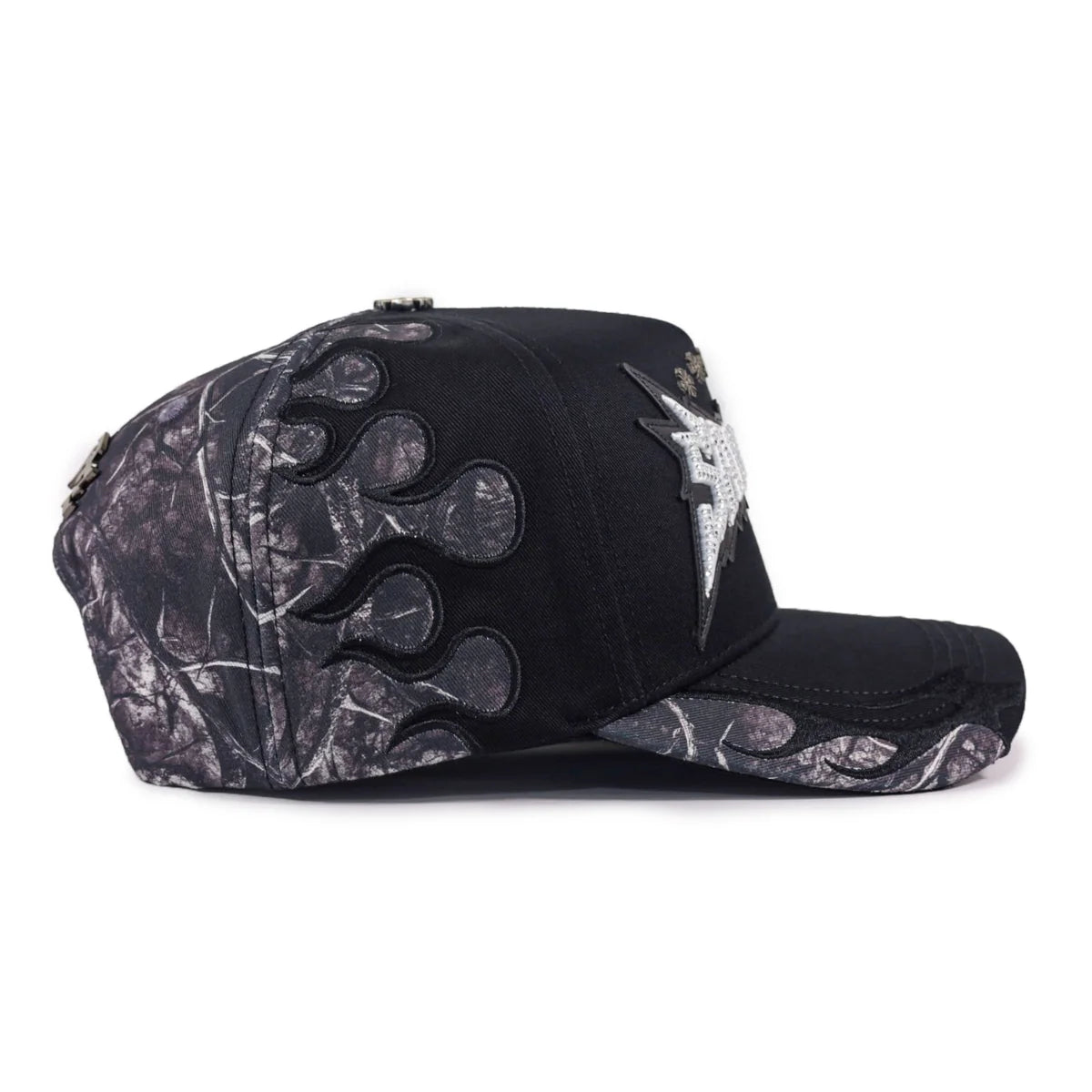 Gorra Báez X Shifu Sayonara