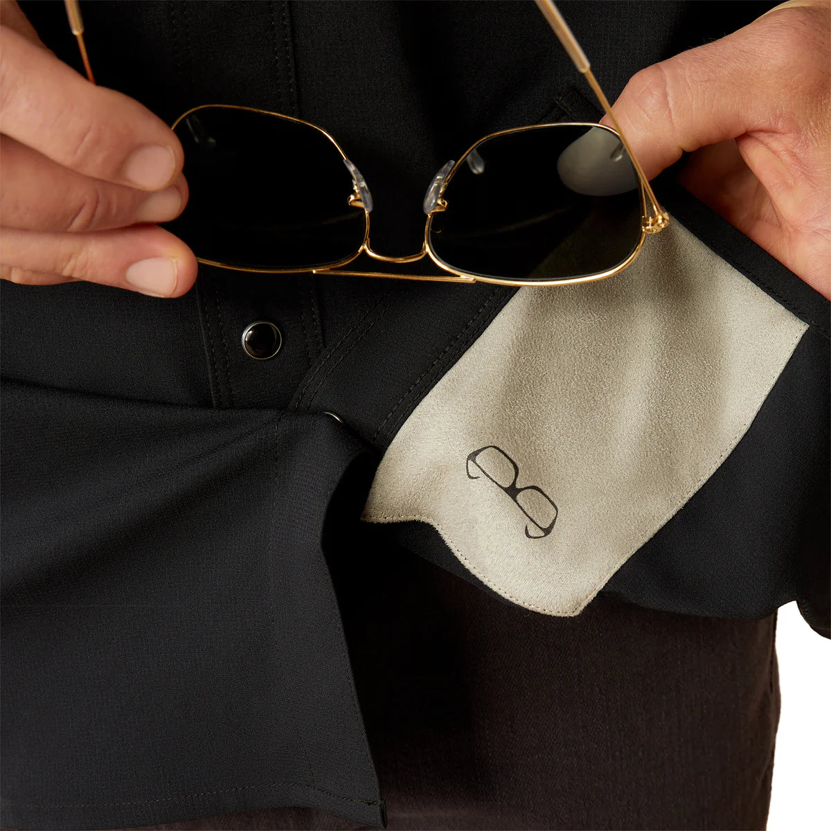 Camisa Ariat VentTEK Negro Corte Fitted